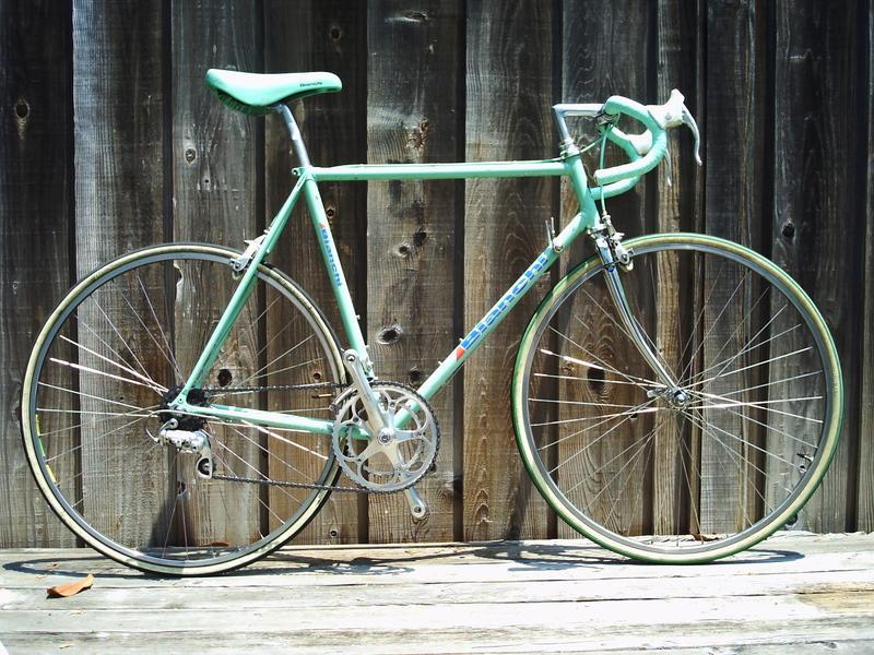 bianchi green bike